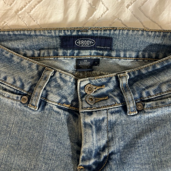 Super low rise, light wash bootcut jeans - Picture 5 of 6